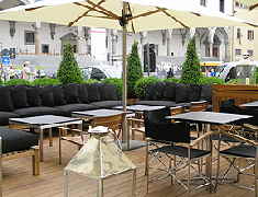 Lounge outside tables