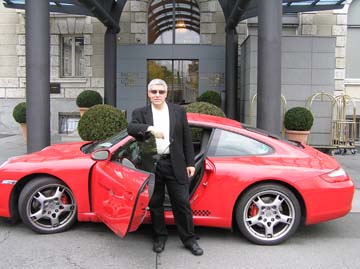 Edward F. Nesta and Porsche 911 Carrera S at Palace Luzern
