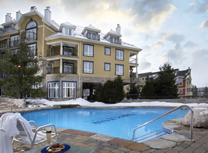 Outdoor Pool & Whirlpool at Le Westin Spa & Resort, Tremblant