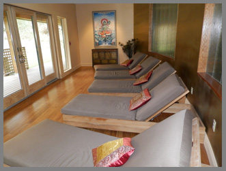 Relaxation Room - Mahasukha Spa at the Menla Mountain Retreat  - photo by Luxury Experience