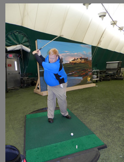 Eric Lorenzetti in Golf Dome - Shenendoah Golf Course, Verona, NY, USA - photo by Luxury Experience