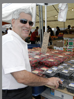 Edward Nesta at Haymarket open-air market, Boston, MA, USA - photo by Luxury Experience