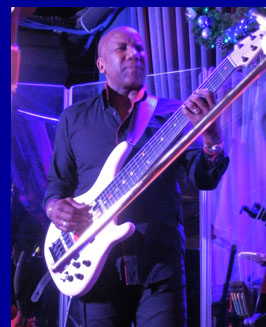 Nathan East - Fourplay - photo by Luxury Experience