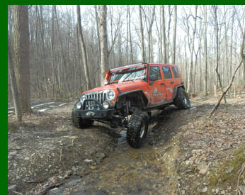 Jeep Wrangler Rubicon - off road driving  - photo by Luxury Experience