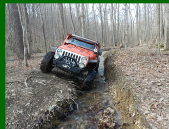 Off Roading Driving - Greenbrier Hotel - photo by Luxury Experience