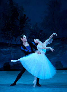 Moscow Festival Ballet - Giselle - Alexander and Daev 2014