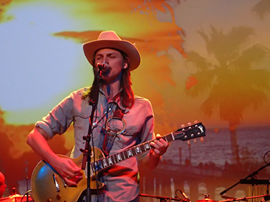 Duane Betts - The Allman Betts Band - photo by Luxury Experience
