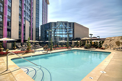 Outdoor pool - Atlantis Casino Resort Spa - Reno, Nevada