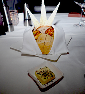 Dinner Rolls - Atlantis Steakhouse - photo by Luxury Experience