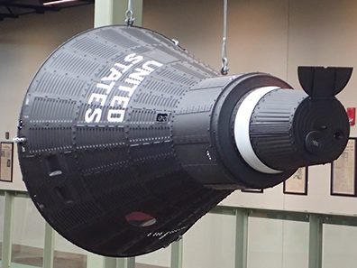 Re-entry Capsule - McAuliffe-Shepard Discovery - Concord, NH - photo by Luxury Experience