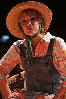 Music THeatre of Connecticut - Steel Magnolias - Kristi Carnahan - photo by Heather Hayes