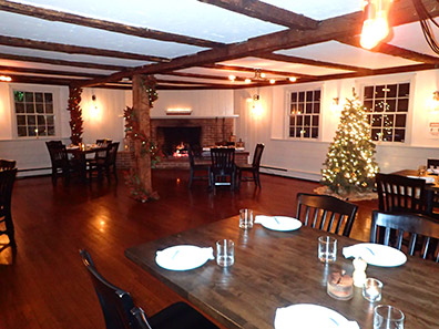 Main Dining Room - 1754 House, Woodbury CT USA - photo by Luxury Experience
