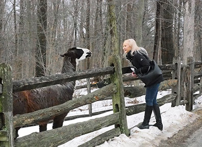Debra C Argen - visits the Llama at Stamford Museum & Nature Center - photo by Luxury Experience