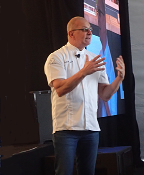 Robert Irvine at New York City Wine & Food Festival 2021 - photo by Luxury Experience