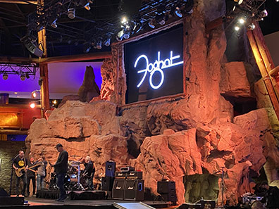 Foghat at Wolf's Den - Mohegan Sun, Uncasville, CT - photo by Luxury Experience