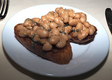 Bruschetta with Cannellini Beans - Old Stove Pub NYC - photo by Luxury Experience