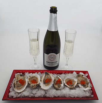 Luxury Experience - 90+ Prosecco Brut - Skinny Dipper Oysters, Salmon Cavier - photo by Luxury Experience