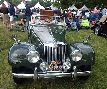 1954 MG TF - Greenwich Concours d'Elgance - photo by Luxury Experience