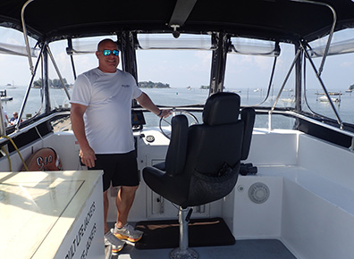 Captain Justin - Thimble Island Cruise - photo by Luxury Experience