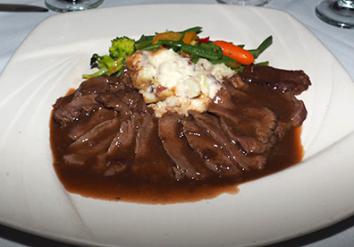 Chateau of Beef Bordelaise - Cafe Allegre, Madison, CT - photo by Luxury Experience
