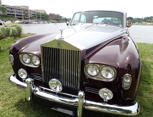 1964 Rolls-Royce Silver Cloud III - photo by Luxury Experience