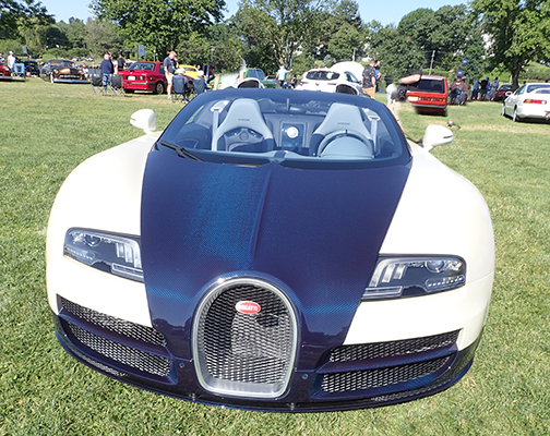 2015 Bugatti Grand Sport - photo by Luxury Experience
