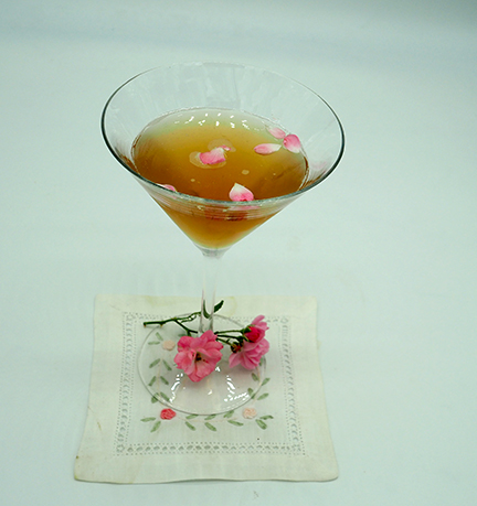 Luxury Experience - Rose Martini - photo by Luxury Experience