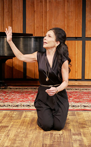 Irene Glezos - Music Theatre of Connecticut - Master Class - photo by Alex Mongillo