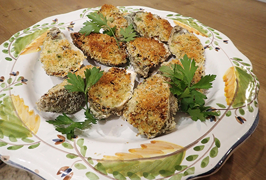 Baked Oysters - Domaine de Cromey - Photo by Luxury Experience