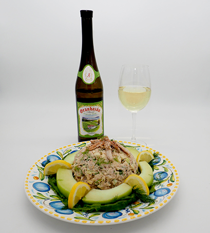 Luxury Experience - Crab, Fennel, Green Apple, Honeydew Salad - photo by Luxury Experience