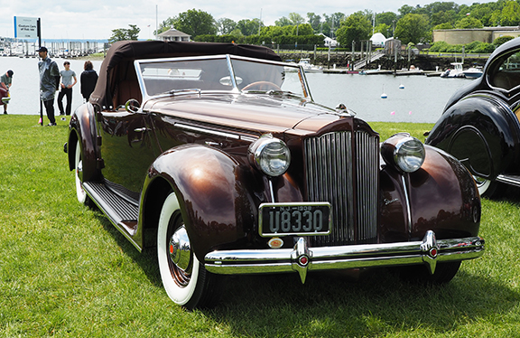 1938 Packard One-Twenty Convertible Victoria Darrin - photo by Luxury Experience