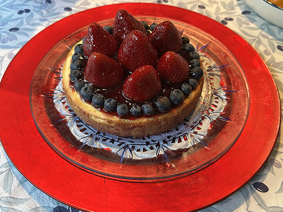 Luxury Experience - Strawberry, Blueberry Cheesecake - photo by Luxury Experience