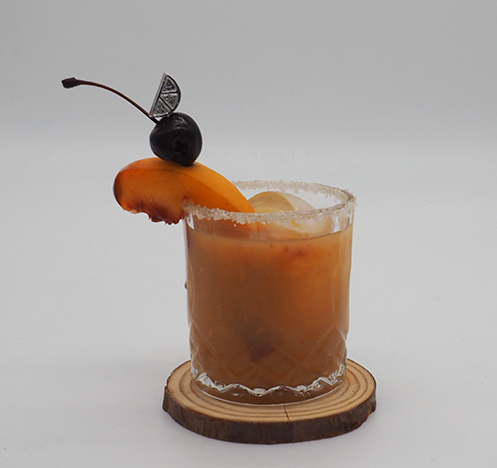 Luxury Experience - Peach Fashionista - photo by Luxury Experience