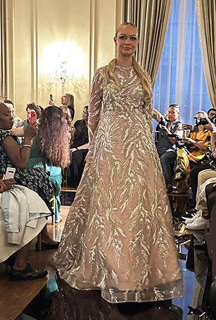 Diana Mahrach - High Neck bell shaped gown - photo by Luxury Experience