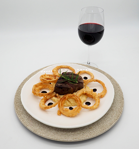 Luxury Experience - San Felice Pugnitello Toscana 2021 - Wine-Pairing - Photo by Luxury Experience