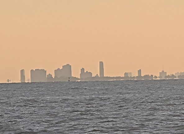 Norwalk Maritime Aquarium - Sunset Cruise New York Skyline - Edward F. Nesta - photo by Luxury Experience