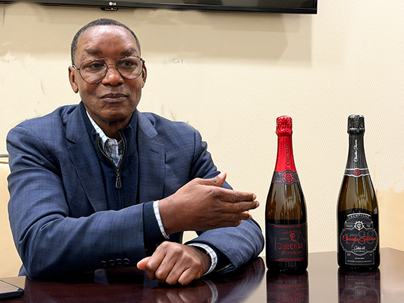Isiah Thomas - Cheurlin Champagne - photo by Luxury Experience