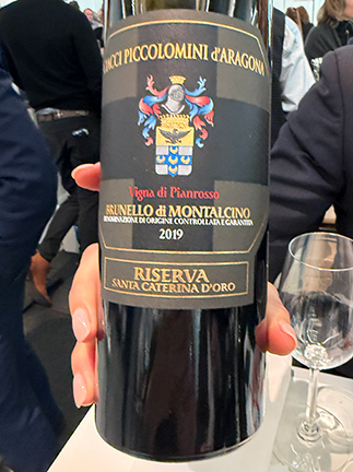 Ciacci Piccolomini D'Aragona Brunello di Montalcino 2019 - photo by Luxury Experience