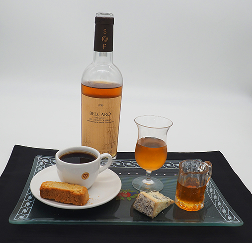 Luxury Experience - Vin Santo, Gorgonzola & Almond Cantucci Biscuits - photo by Luxury Experience
