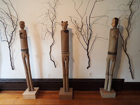 Sculptures by Susan Reinhart - photo by Luxury Experience