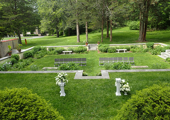 Caramoor Center for Music and the Arts - Sunken Garden - photo by Luxury Experience