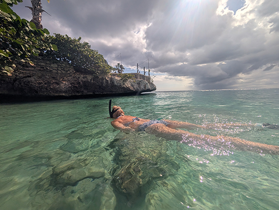 Curaçao snorkeling - photo by Luxury Experience