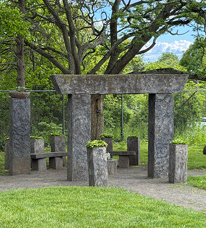 Stone Arch Sensory Garden - Beardsley Zoo - photo by Luxury Experience