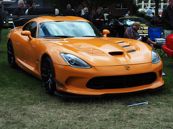 Dodge Viper 2017 - photo by Luxury Experience