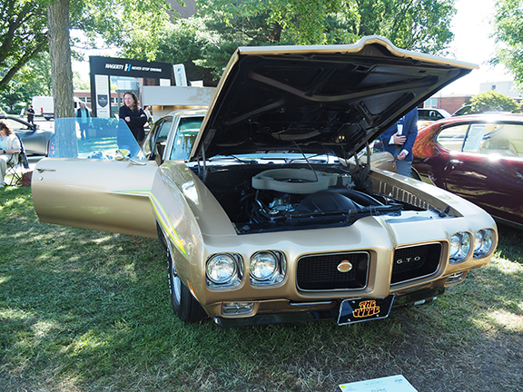 Pontiac GTO Judge 1970 - photo by Luxury Experience