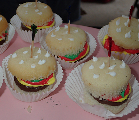 SmallCakes - Mini Burger Cupcakes - photo by Luxury Experience