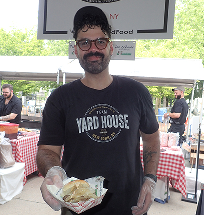 Yard House - photo by Luxury Experience